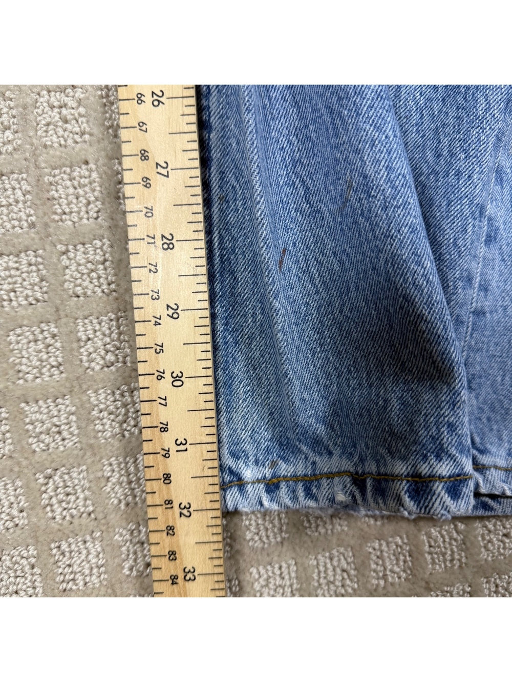 Levi's 501 Denim Jeans Light Wash 36x32 Made In Canada - Picture 3 of 12